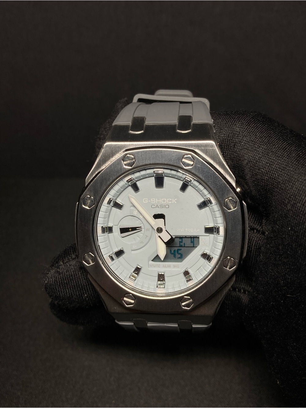 Custom G Shock Silver and Grey GMA 2100 Model